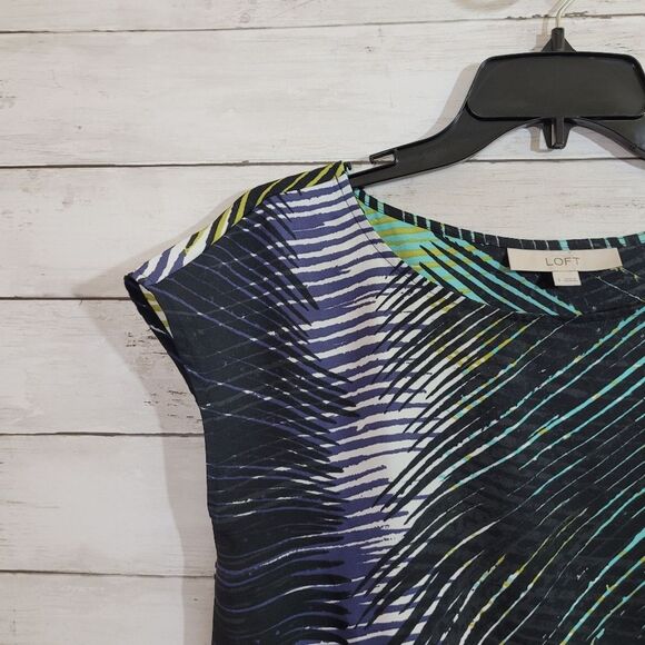 LOFT Tropical Peacock Palm Leaves Abstract Short Cap Sleeve Striped Top Blouse S - Picture 2 of 8